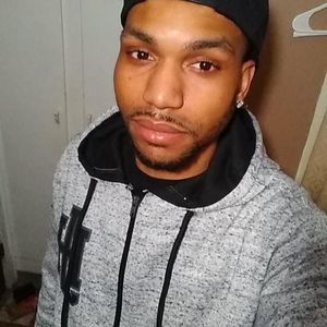 Meet your Posher, Lee